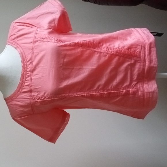 Tommy Hilfiger Medium cotton pleated top, short sleeves with crochet detail, NWT - Picture 1 of 9